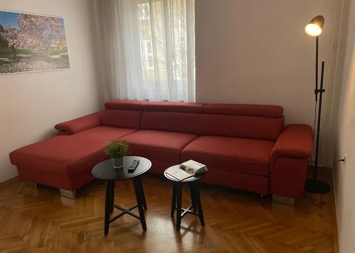 Lea And Maks\'S City Apartment Urban Stay